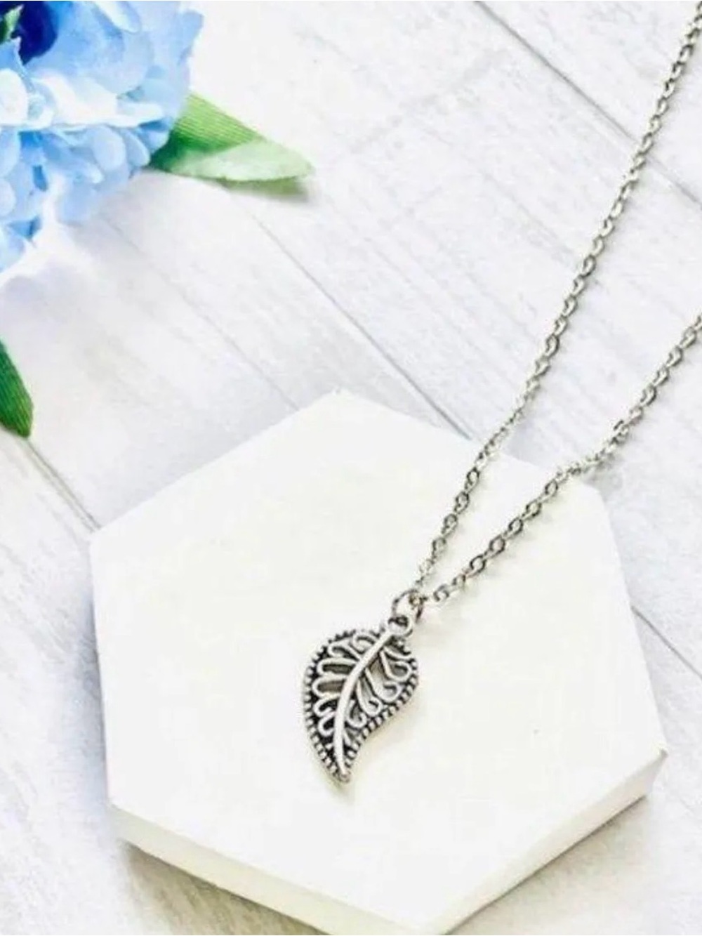 Antique-Style Silver Leaf Pendant Necklace